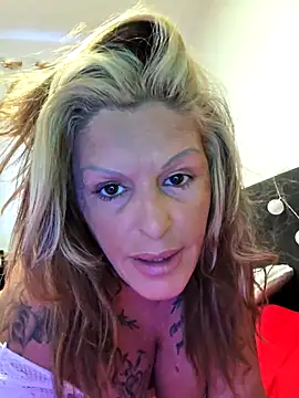 Snapshot of canariamorbosa chatting on 19, 11, 2025 canariamorbosa online show from 19, 11, 2025