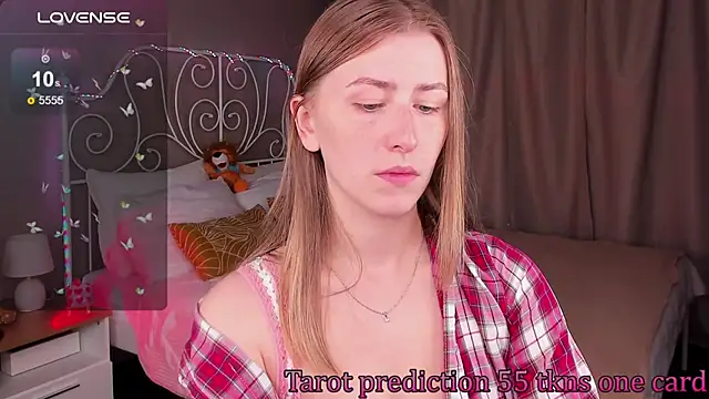 Snapshot of VesperaCeleste chatting on 12, 9, 2025 VesperaCeleste online show from 12, 9, 2025