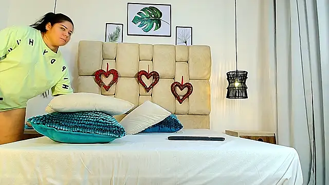 Snapshot of elizawiliamst chatting on 29, 9, 2025 elizawiliamst online show from 29, 9, 2025