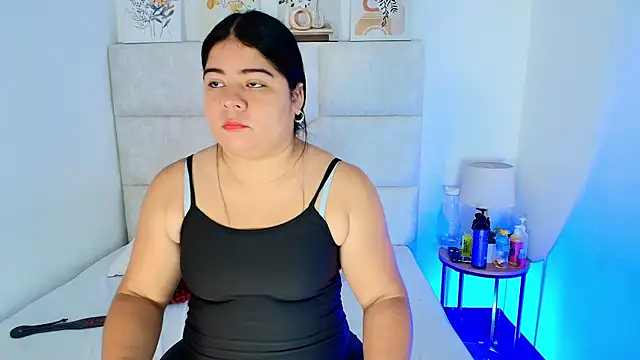 Snapshot of elizawiliamst chatting on 16, 6, 2026 elizawiliamst online show from 16, 6, 2026