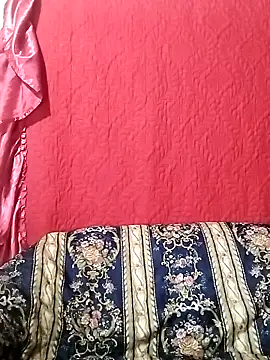 Snapshot of Vyxen__ chatting on 16, 11, 2025 Vyxen online show from 16, 11, 2025