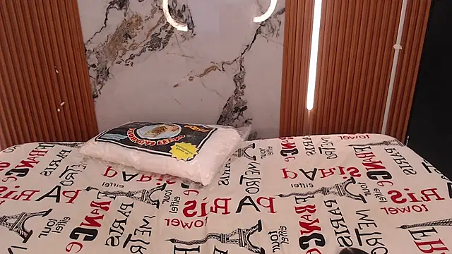 Snapshot of tiffany_lee6 chatting on 3, 12, 2025 tiffany lee6 online show from 3, 12, 2025