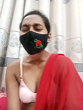 Snapshot of Softecho-03 chatting on 18, 9, 2025 Softecho-03 online show from 18, 9, 2025