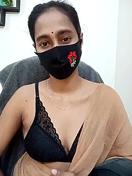 Snapshot of Softecho-03 chatting on 8, 11, 2025 Softecho-03 online show from 8, 11, 2025