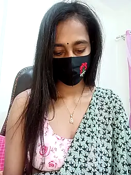 Snapshot of Softecho-03 chatting on 25, 11, 2025 Softecho-03 online show from 25, 11, 2025