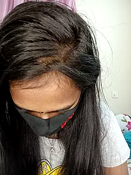 Snapshot of Softecho-03 chatting on 17, 12, 2025 Softecho-03 online show from 17, 12, 2025