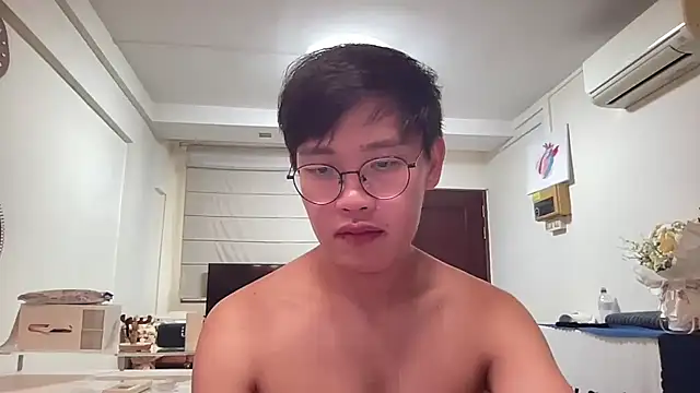 Snapshot of Passionatetwink2 chatting on 30, 7, 2026 Passionatetwink2 online show from 30, 7, 2026