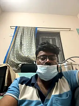 Snapshot of DJLOVE280825 chatting on 1, 12, 2025 DJLOVE280825 online show from 1, 12, 2025