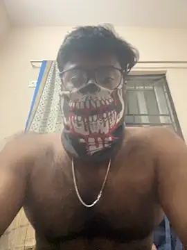 Snapshot of DJLOVE280825 chatting on 14, 12, 2025 DJLOVE280825 online show from 14, 12, 2025