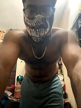 Snapshot of DJLOVE280825 chatting on 15, 12, 2025 DJLOVE280825 online show from 15, 12, 2025