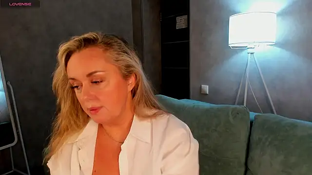 Sky Kuper online show from 26, 10, 2025