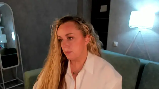 Sky Kuper online show from 15, 12, 2025