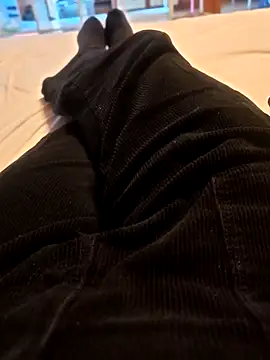 Snapshot of Horny_mummy chatting on 6, 11, 2025 Horny mummy online show from 6, 11, 2025