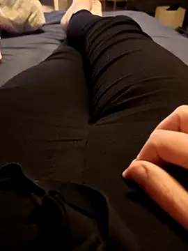 Snapshot of Horny_mummy chatting on 13, 11, 2025 Horny mummy online show from 13, 11, 2025