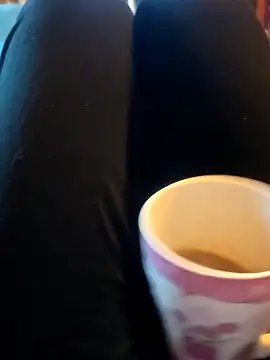 Snapshot of Horny_mummy chatting on 16, 11, 2025 Horny mummy online show from 16, 11, 2025