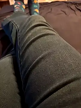 Snapshot of Horny_mummy chatting on 27, 11, 2025 Horny mummy online show from 27, 11, 2025