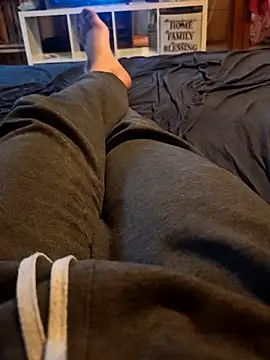 Snapshot of Horny_mummy chatting on 29, 11, 2025 Horny mummy online show from 29, 11, 2025