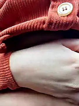 Snapshot of Horny_mummy chatting on 1, 12, 2025 Horny mummy online show from 1, 12, 2025