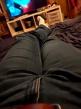 Snapshot of Horny_mummy chatting on 3, 12, 2025 Horny mummy online show from 3, 12, 2025