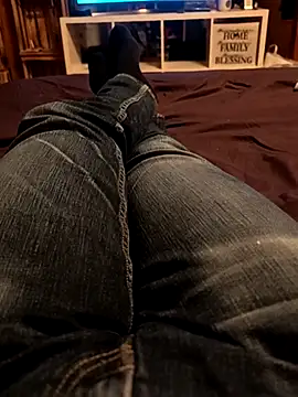 Snapshot of Horny_mummy chatting on 19, 12, 2025 Horny mummy online show from 19, 12, 2025