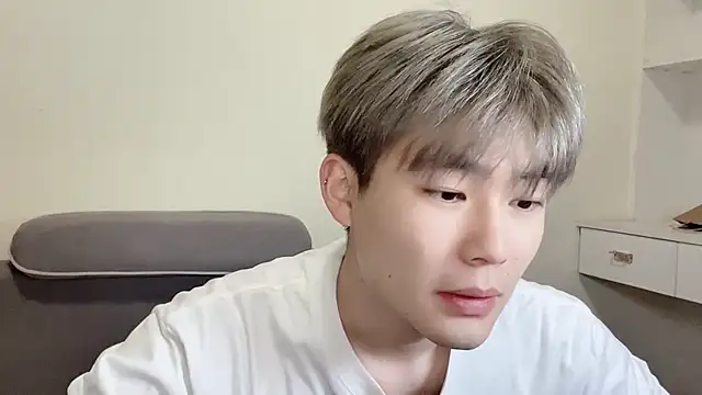 xiaoyang5200 online show from 13, 1, 2026