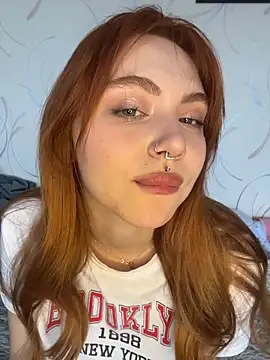 LunaMillie online show from 10, 3, 2026