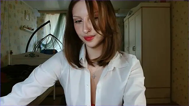 RuxaShade online show from 17, 3, 2026