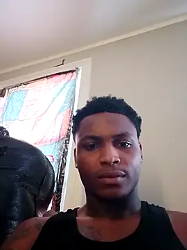 Snapshot of Dropdingo chatting on 21, 10, 2025 Dropdingo online show from 21, 10, 2025