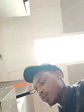 Snapshot of Dropdingo chatting on 15, 11, 2025 Dropdingo online show from 15, 11, 2025