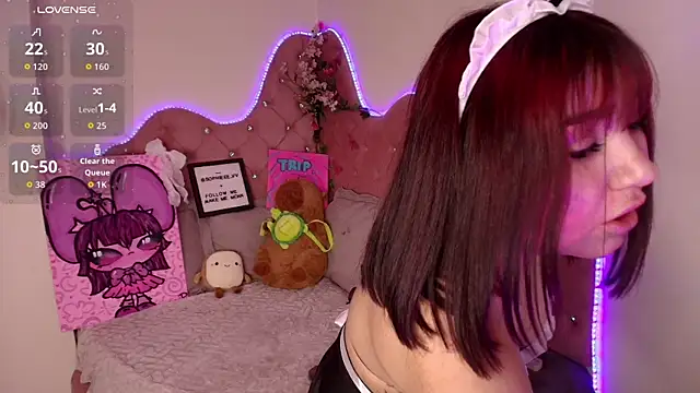 Snapshot of sophiievv chatting on 22, 10, 2025 sophiievv online show from 22, 10, 2025