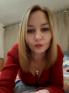 Snapshot of VeroLoverx chatting on 6, 10, 2025 VeroLoverx online show from 6, 10, 2025