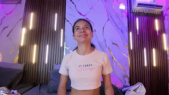 VictoriaDuart online show from 19, 9, 2025