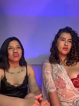 Snapshot of _Sara_london_ chatting on 29, 6, 2026 Sara london online show from 29, 6, 2026