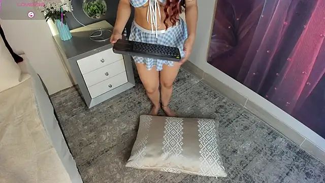 Snapshot of MilaGrace1 chatting on 28, 9, 2025 MilaGrace1 online show from 28, 9, 2025