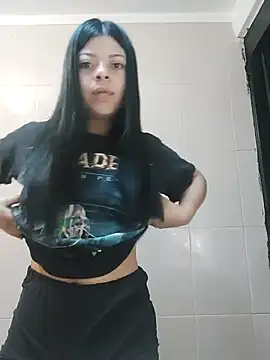 Snapshot of LunaJacobs chatting on 26, 10, 2025 LunaJacobs online show from 26, 10, 2025