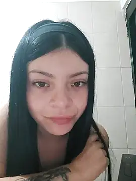 Snapshot of LunaJacobs chatting on 12, 11, 2025 LunaJacobs online show from 12, 11, 2025