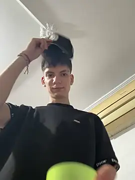 Snapshot of Luck__090 chatting on 26, 9, 2025 Luck  090 online show from 26, 9, 2025