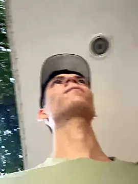 Snapshot of Luck__090 chatting on 8, 10, 2025 Luck  090 online show from 8, 10, 2025