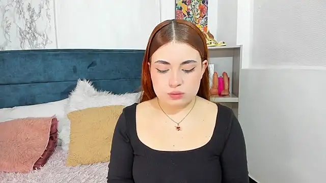 Snapshot of Vicluxxx chatting on 21, 5, 2026 Vicluxxx online show from 21, 5, 2026