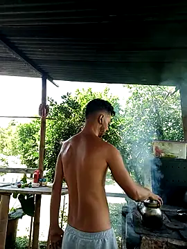 Snapshot of AlphaAlterX chatting on 13, 9, 2025 AlphaAlterX online show from 13, 9, 2025