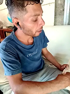 Snapshot of AlphaAlterX chatting on 15, 9, 2025 AlphaAlterX online show from 15, 9, 2025