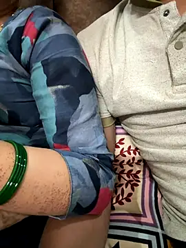 Snapshot of LustySundari chatting on 29, 10, 2025 LustySundari online show from 29, 10, 2025