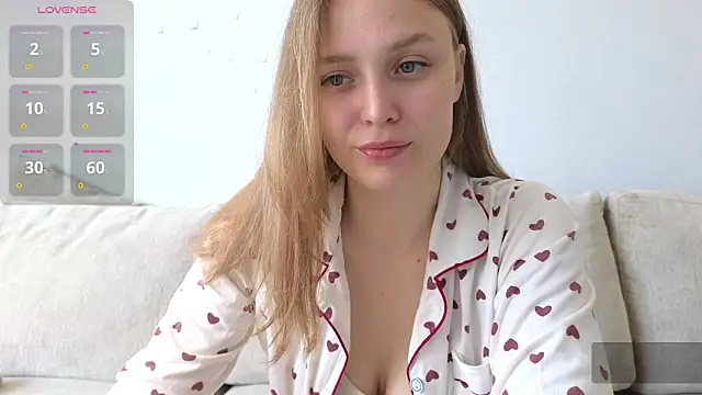 Snapshot of Hot_Lili1 chatting on 15, 9, 2025 Hot Lili1 online show from 15, 9, 2025