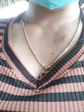 Snapshot of soope-00 chatting on 17, 10, 2025 soope-00 online show from 17, 10, 2025