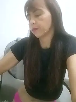 Snapshot of zaira_spice chatting on 18, 4, 2026 zaira spice online show from 18, 4, 2026