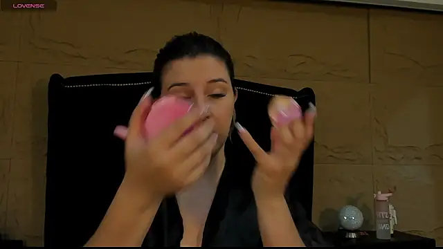 Snapshot of SophiaDior_ chatting on 7, 10, 2025 SophiaDior online show from 7, 10, 2025