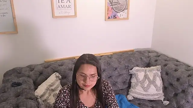 Snapshot of thexoticgirl chatting on 12, 9, 2025 thexoticgirl online show from 12, 9, 2025