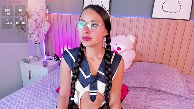 Snapshot of Annie__2 chatting on 3, 10, 2025 Annie 2 online show from 3, 10, 2025