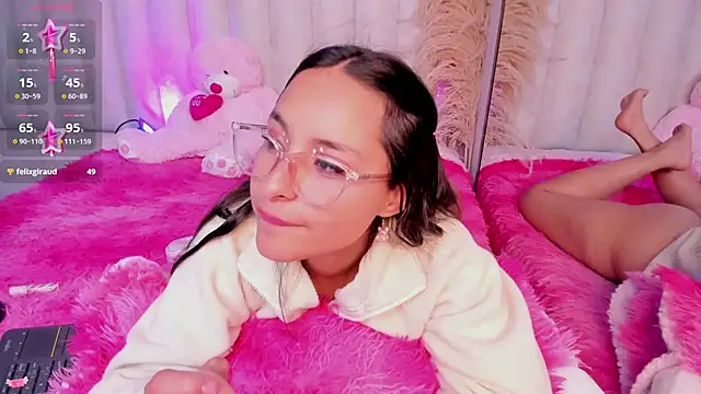 Snapshot of Annie__2 chatting on 11, 10, 2025 Annie 2 online show from 11, 10, 2025