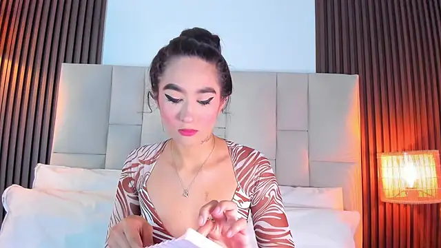 Snapshot of Nicolqueen_ chatting on 23, 6, 2026 Nicolqueen online show from 23, 6, 2026